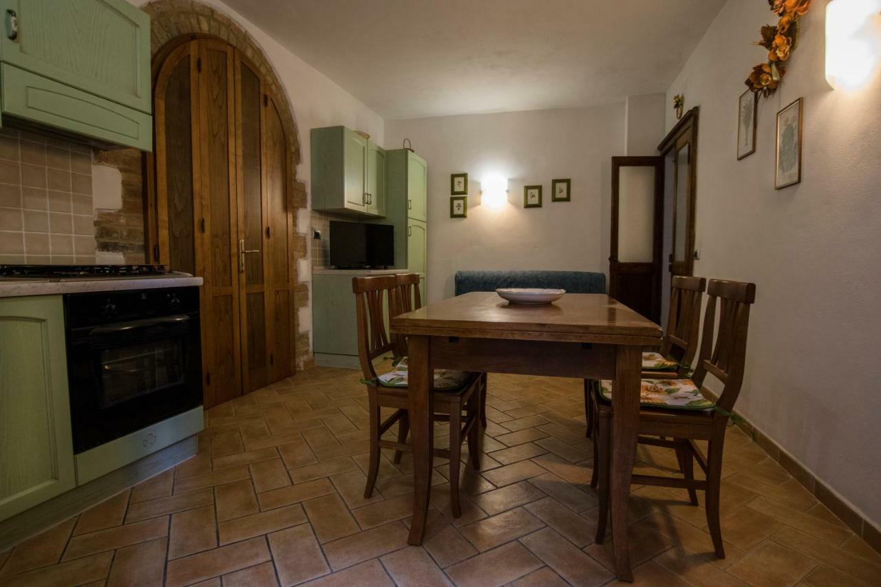 Dimora Tipica Toscana Монтичано Екстериор снимка